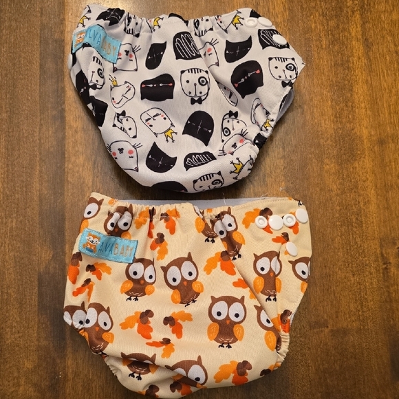 Charming Owl Print Diaper Covers - Black and Orange - Picture 2 of 4
